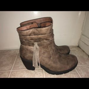 B.Ø.C Brown Heel Boots